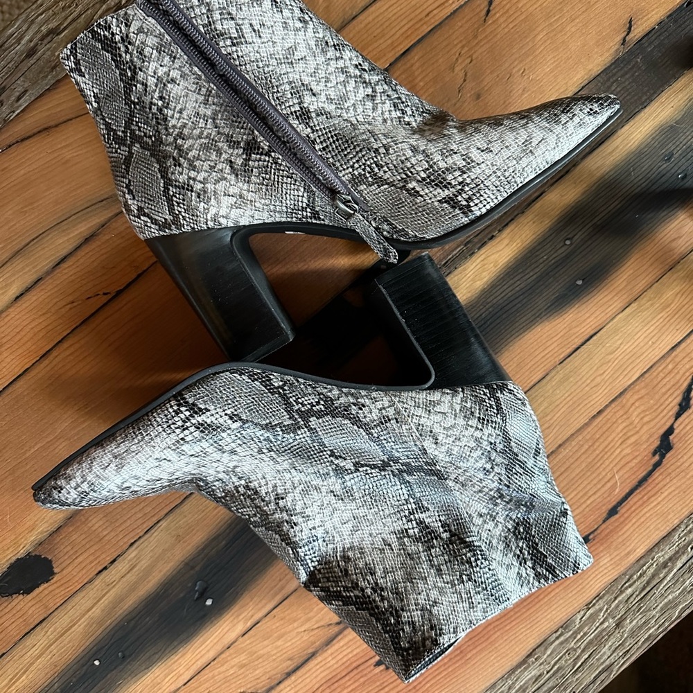 Snake skin pattern booties